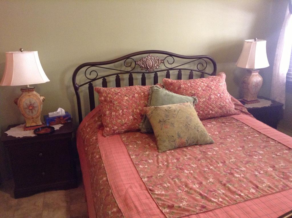 B&B De La Traverse เลวีส ภายนอก รูปภาพ
